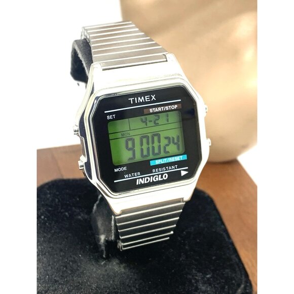 Timex Men's Watch T78587 Quartz Digital Silver Case 35mm Steel Expansion Band - Picture 14 of 15